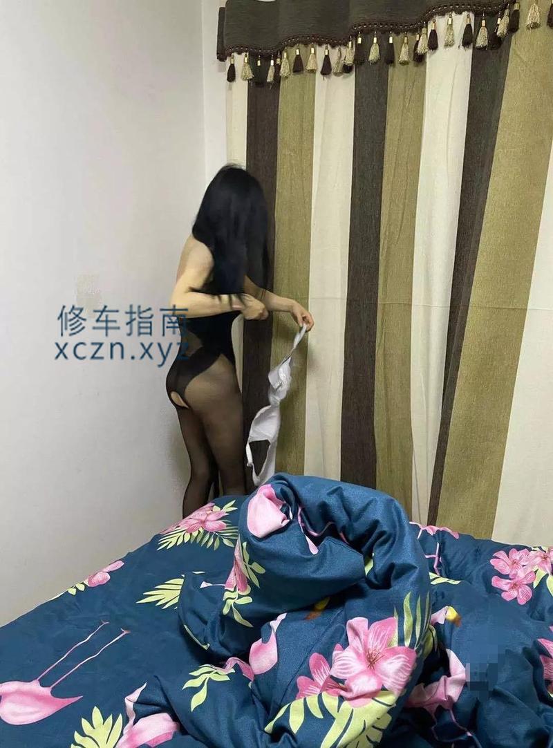 [北京-海淀区]体验自聊的性感MM，很有魅力很放得开，附现场图
