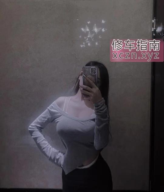 湾仔街道雨晴美女