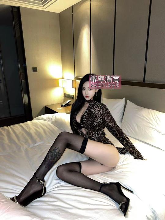 [江苏-镇江]性感大胸妹