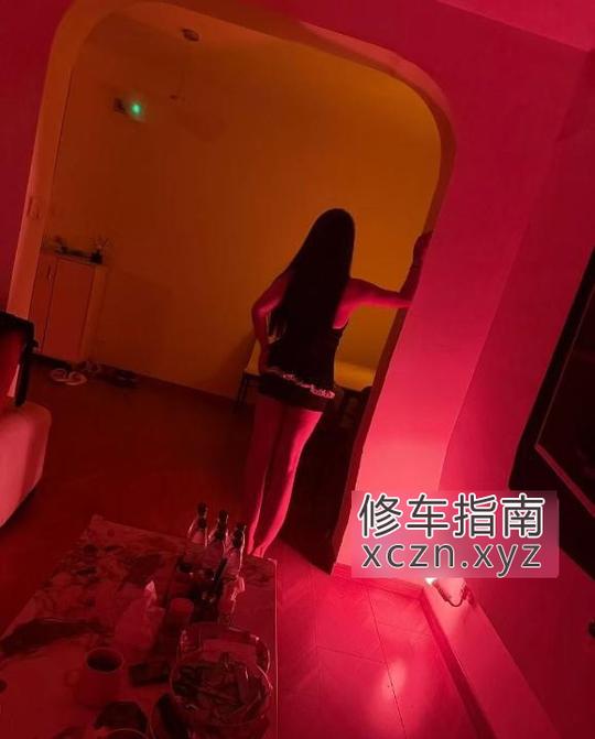 [上海-静安区]静安一线天蓝颜