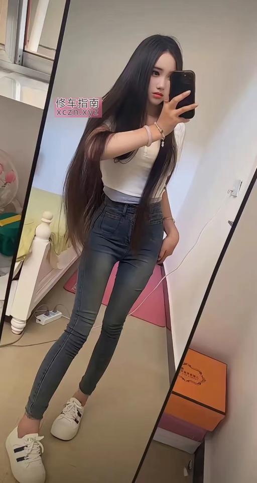 [黑龙江-哈尔滨]尔滨及腰长发妹