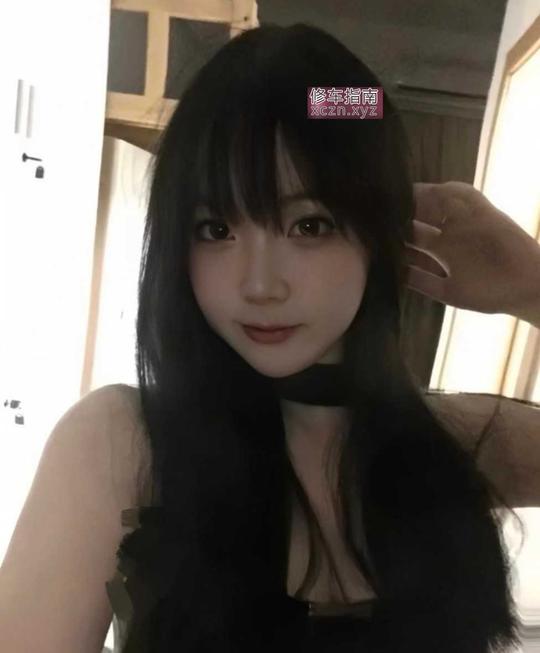 [上海-浦东新区]粉嫩极品反差眼镜妹