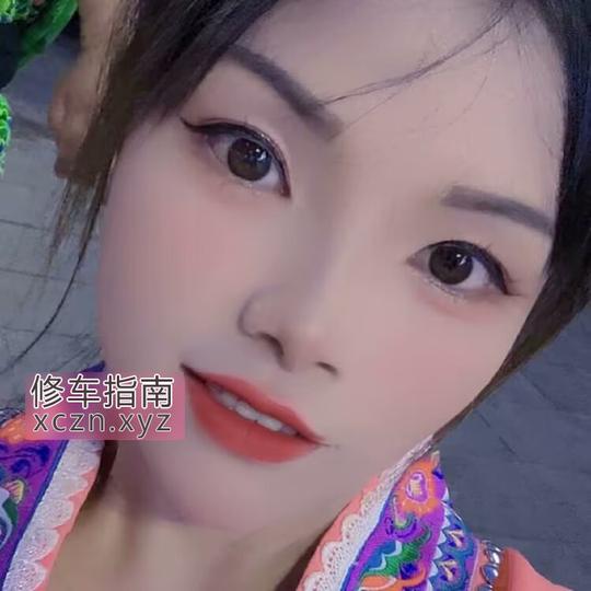 [广西-桂林]市区的少妇