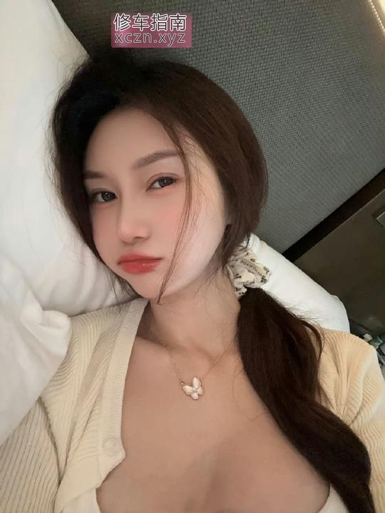 [广东-深圳]气质年轻美女小陈，温柔可爱
