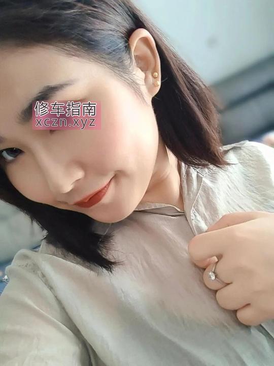[四川-成都]耐看型服务系美女