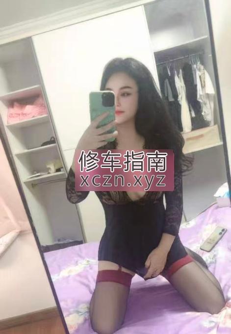 [上海-浦东新区]浦东翘臀眼镜女