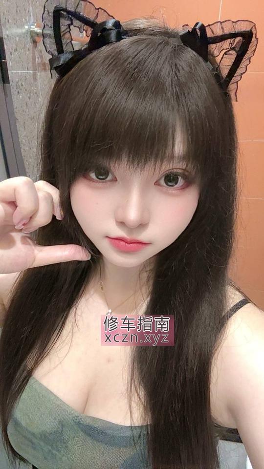 成都武侯大胸小美