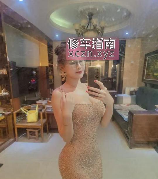 二刷风骚眼镜老师再次来肥特服