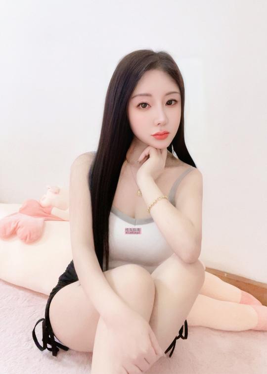 超值的酥胸蜜桃臀修车