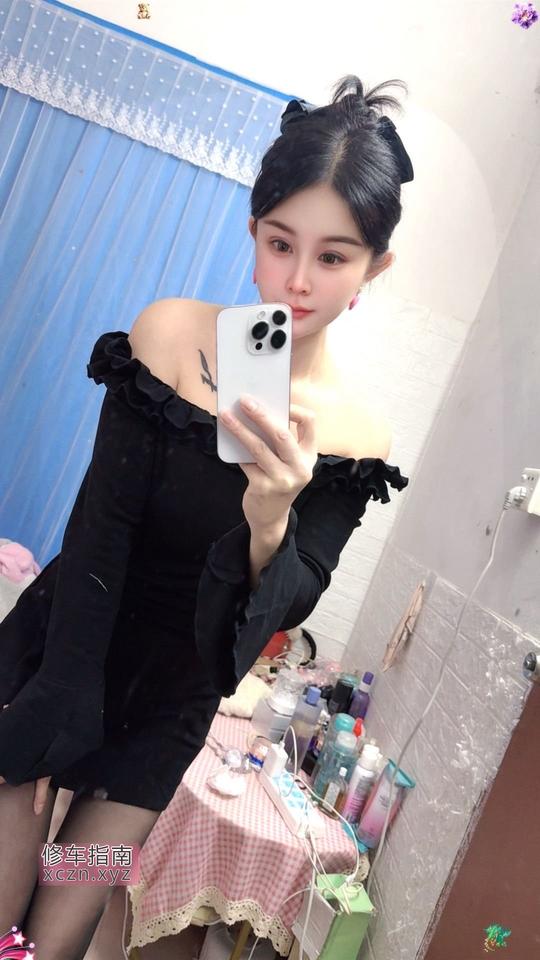 超爽黑色蕾丝情趣性感美女外围