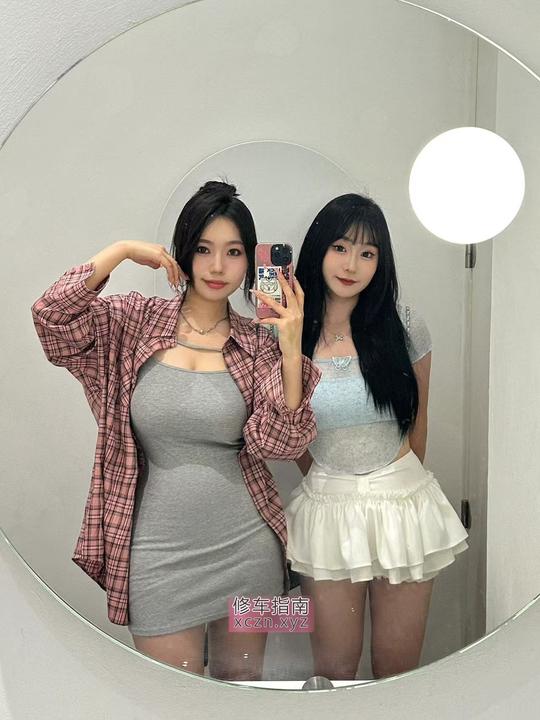 三亚高颜值性感少女特服