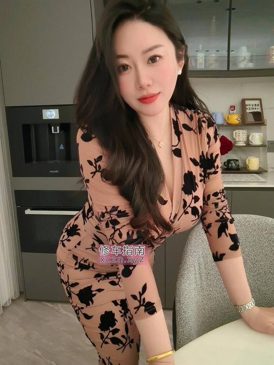 [四川-自贡]年少不知少妇好