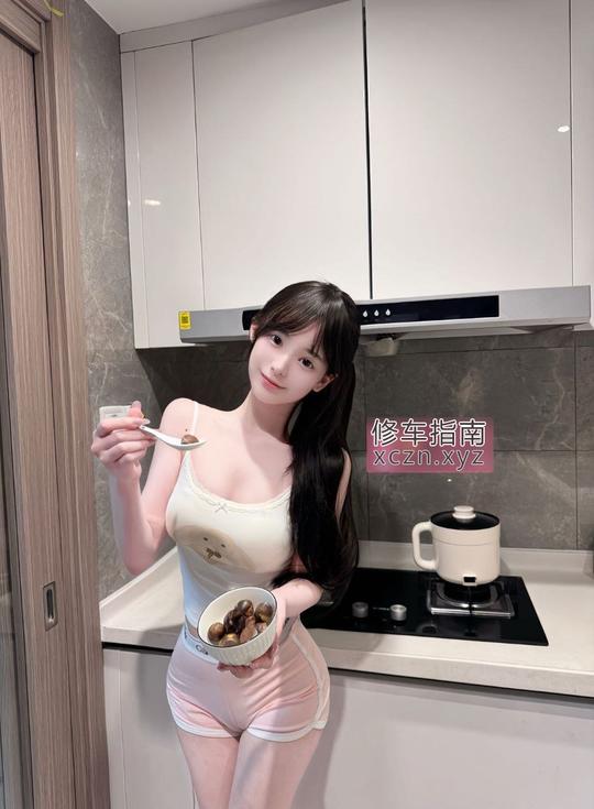 [-]粉嫩学妹水多穴紧