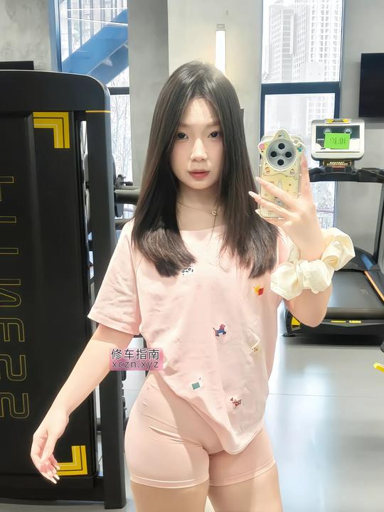 [新疆-乌鲁木齐]乌市骚逼爱健身招式多