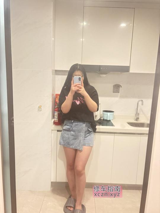 [湖南-长沙]02年梅溪湖便宜妹子