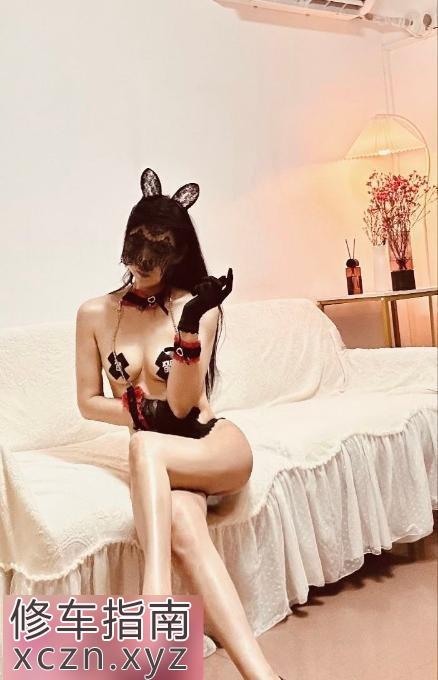 高挑大长腿颜值妹子