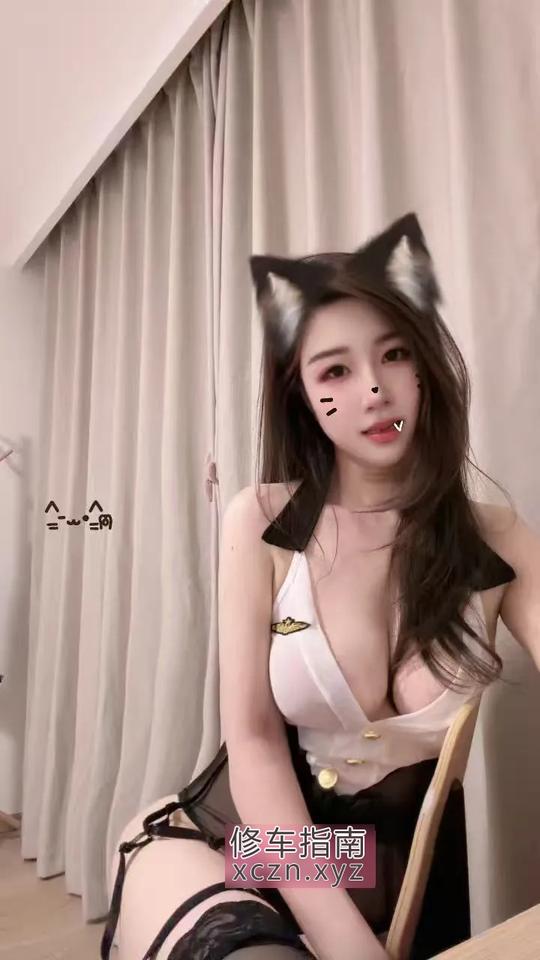 高挑性感兔女郎