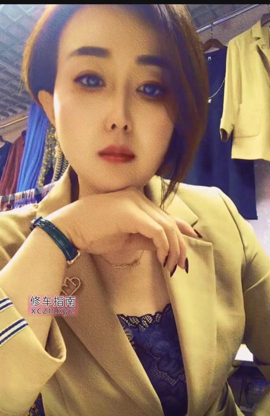 二七区短发少妇