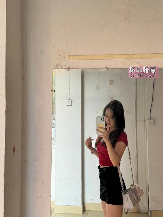 再战大长腿，极度反差