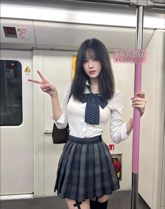 非常棒的美少妇学妹兼职有公寓女s