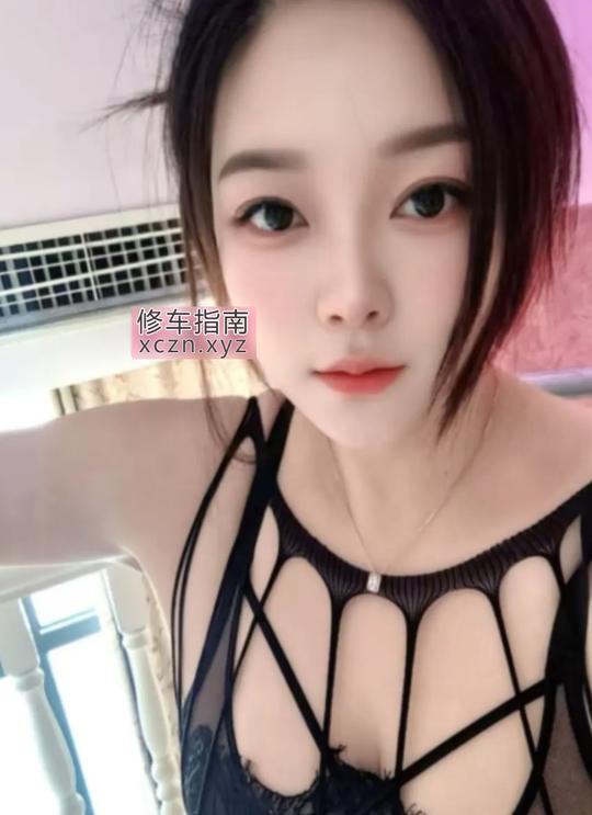 值得再去性感迷人妹子特服