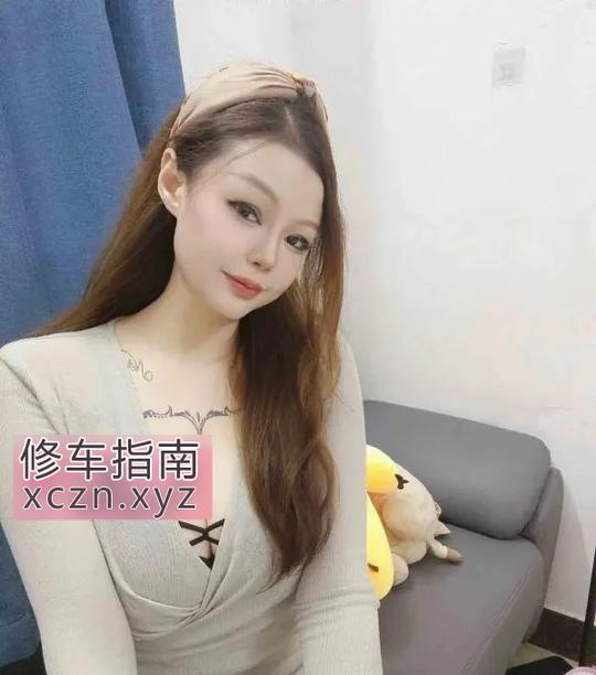 大胸朵朵气质佳足交