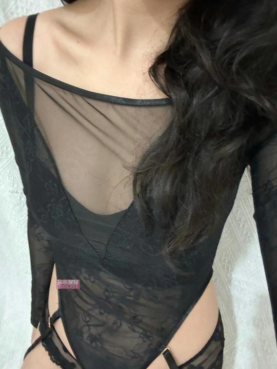 [上海-徐汇区]高颜值嫩妹