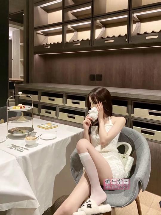 [浙江-杭州]校花刚下水被插得腿软