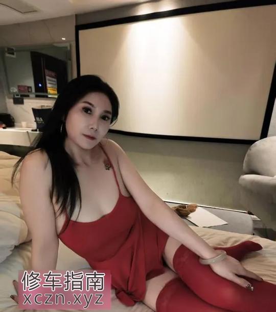 长沙第一次去红丝可三通性感骚妇巨乳