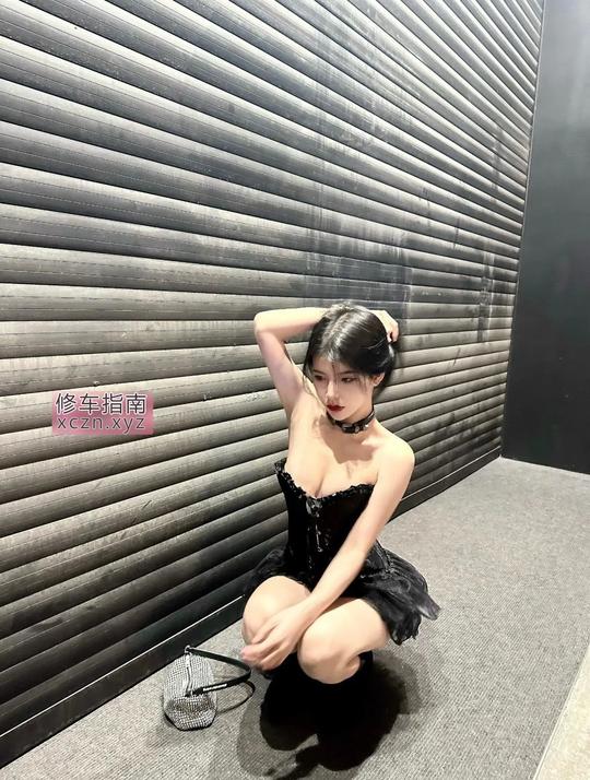 [广东-广州]风骚妹三点粉嫩身材好