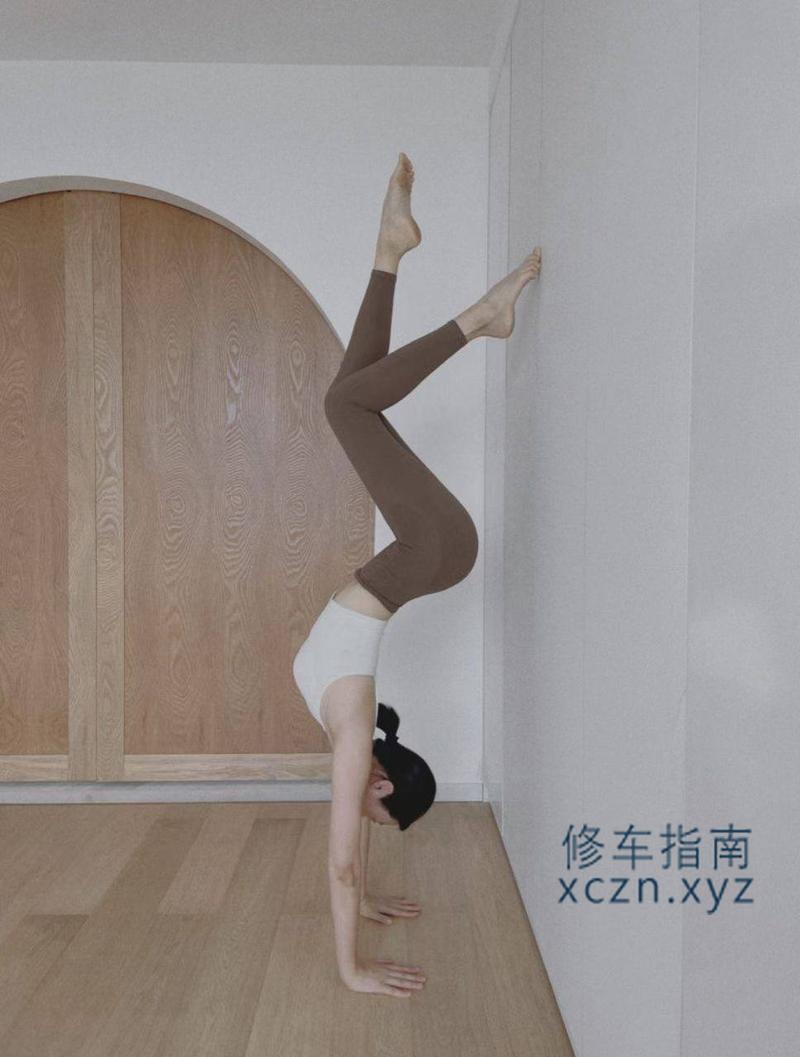 [重庆-重庆]黄泥磅地铁站健身美女