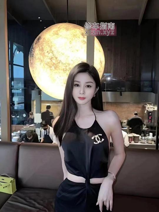 象园街道明媚小姐姐