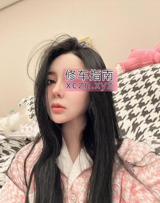 很甜妹子