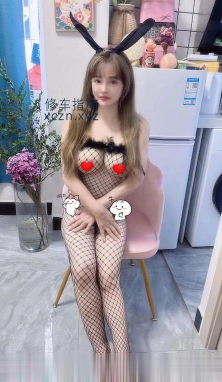 [上海市-嘉定区]黑丝网美乳诱人倩倩