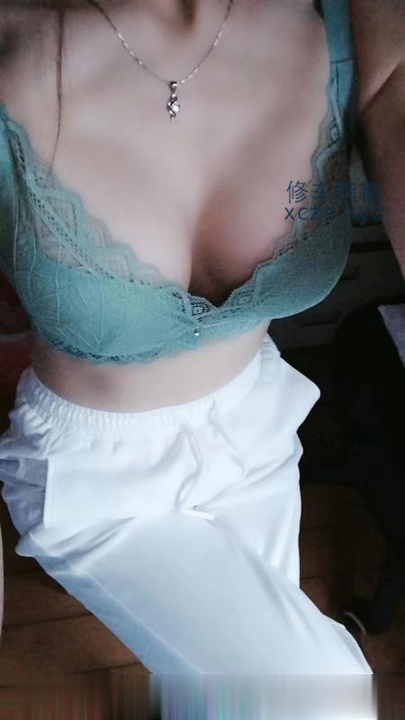 [重庆市-南岸区]南坪高挑大胸美女