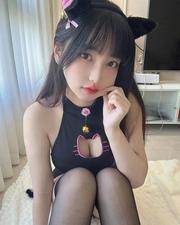 虹口小骚货还能开发屁眼