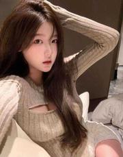 保定迷人嫩逼扣她淫水直流