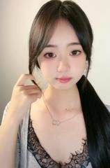 济南妹子很贴心主动配合夹的很舒服