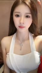 上海后入妹子很配合的撅着屁股迎接