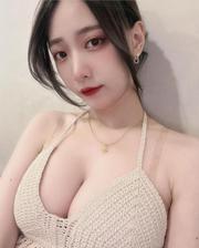 昆明妖妹的粉屄干了红通通的