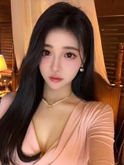 厦门屄紧水多的骚货大家快冲