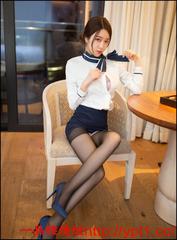 职业技术学院大二妹妹换上职业装看着很有御姐范很有韵味，性感诱人客服带制服被调教，自带公寓可以外出