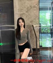 粉嫩小穴很紧会夹高潮还会喷水身材火辣性感