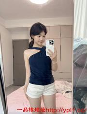 多多中项撕扯丁字裤