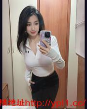 爱健身妹子，偶尔兼职喜欢吃鸡吧，颜射，馒头逼，逼无毛，自带公寓