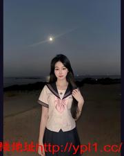 学生制服诱惑，不拖衣服脱内裤就可以插进去，逼逼紧致奶子大，自带公寓可外出有套