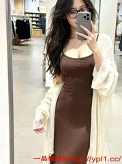 清纯闷骚粉鲍妹妹