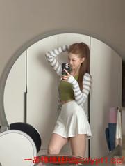 分享武汉市00后爱健身的兼职学妹极品身材肤白貌美翘臀大长腿粉嫩鲍鱼会夹会舔体验感拉满(可提供学生证可外出可后付)