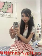 小萝莉，奶子大，听话温柔，满足各种姿势