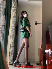 【陕西】修长制服美腿丝袜文静女孩看起来斯斯文文实则大骚逼(有报告可内射)